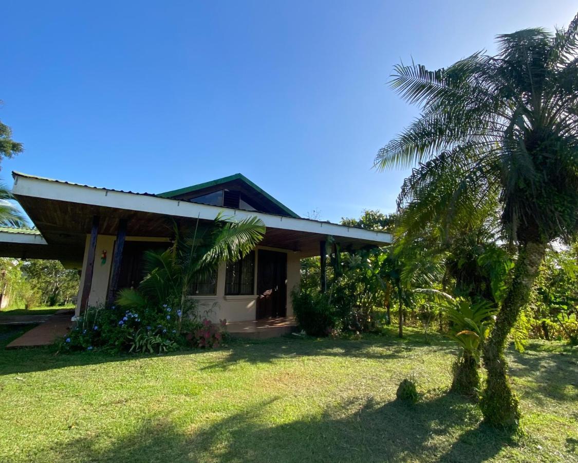 Villa Hortensias La Fortuna Exterior foto